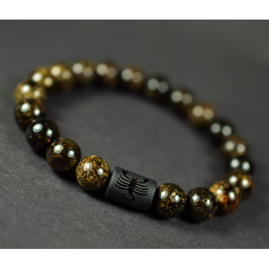 Men's healing amber bracelet made of dark polished amber beads