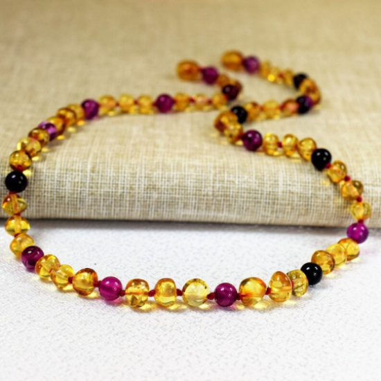 Baltic Amber necklace with Agate Round Beads, Beautiful Gift for Mom